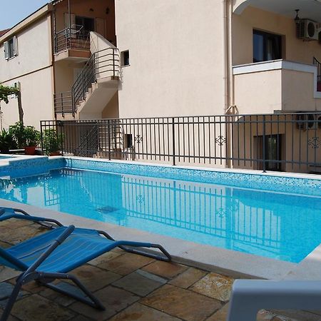 Apartments Srzentic Petrovac na moru Exterior foto