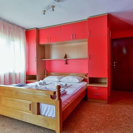 Apartments Srzentic Petrovac na moru Exterior foto