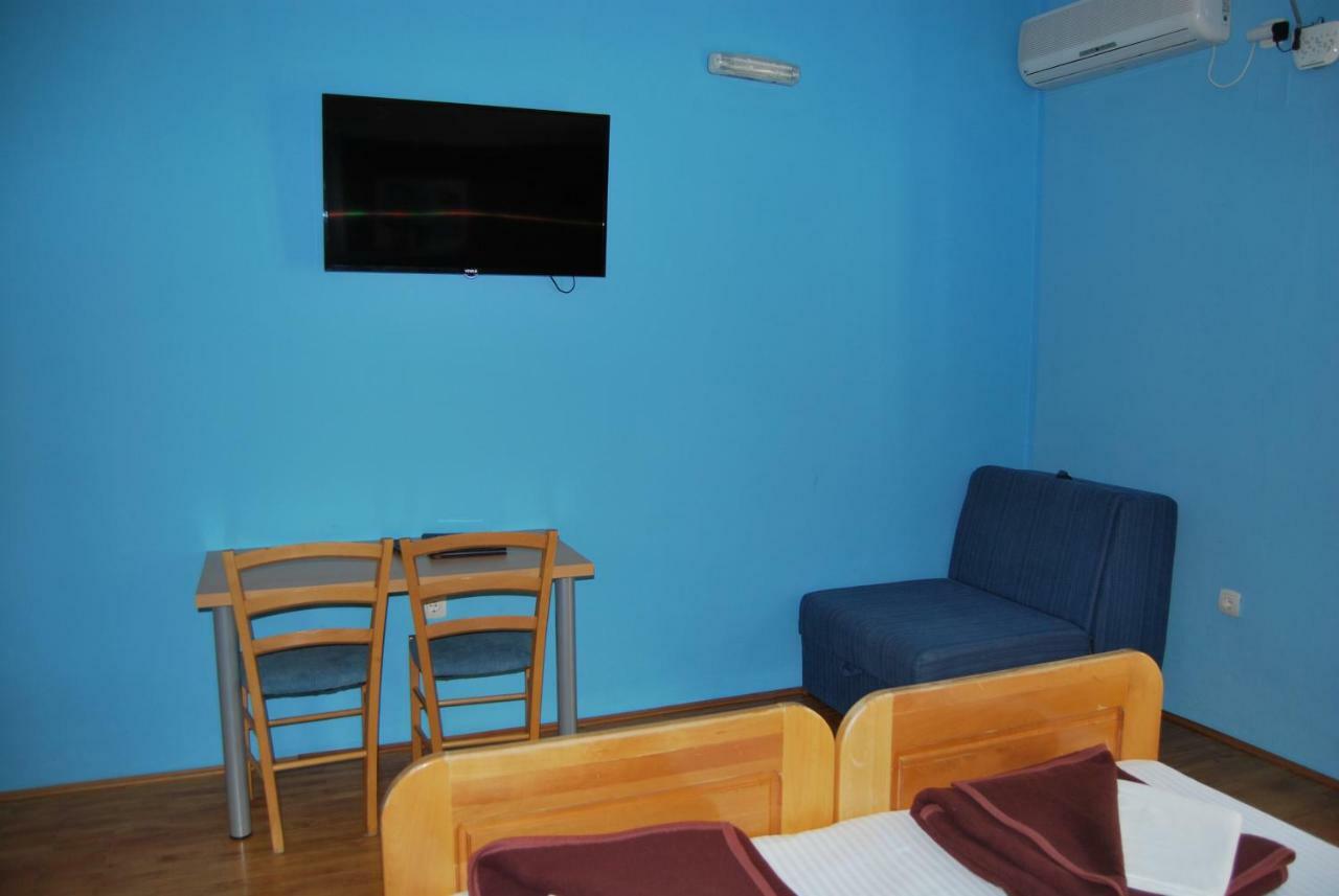 Apartments Srzentic Petrovac na moru Exterior foto